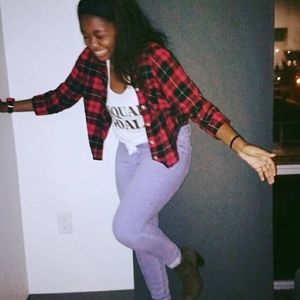 Meet your Posher, Danielle